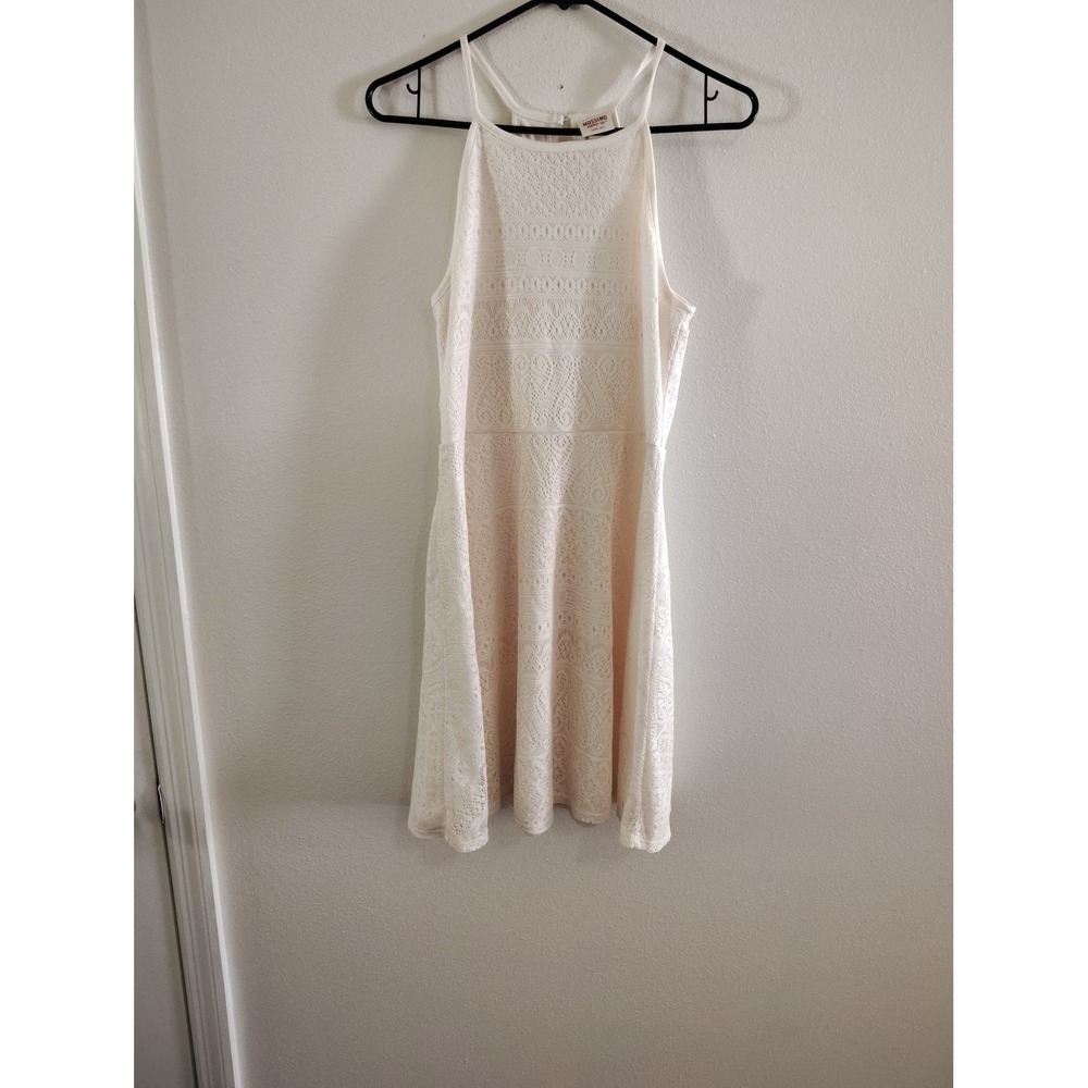 Mossimo Supply Co White Lace Halter Dress Keyhole Back Fit Flare Mini Large‎